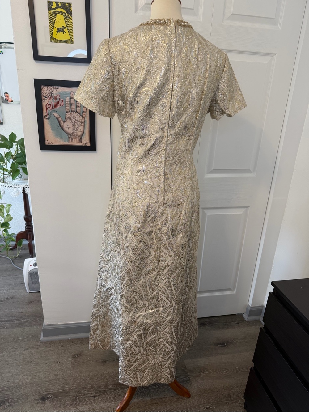 Vintage Late 1960s / Early 1970s Metallic Lurex Brocade Maxi Dress - Picture 7 of 15